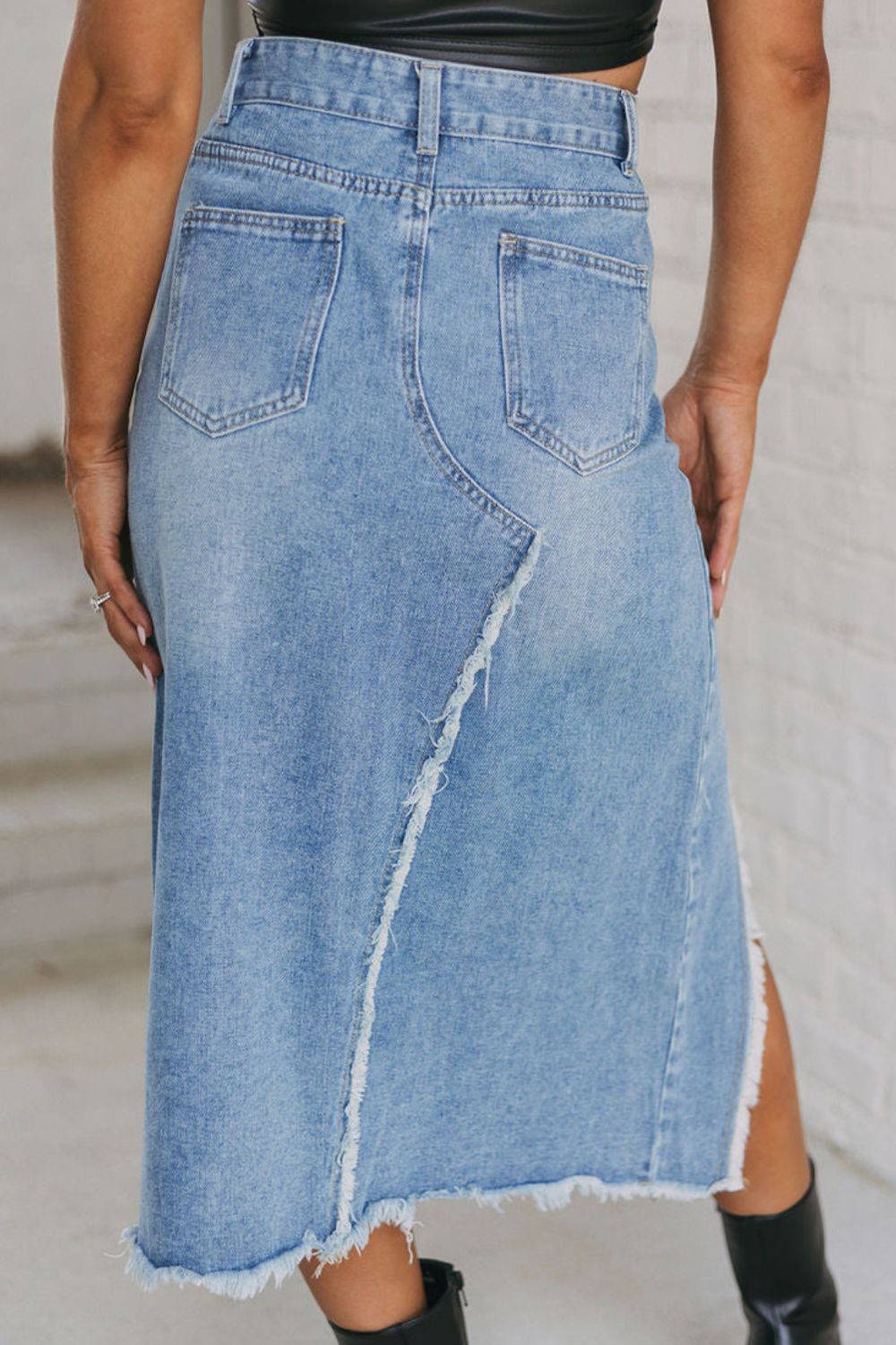 Raw Hem Slit Denim Skirt with Pockets Medium