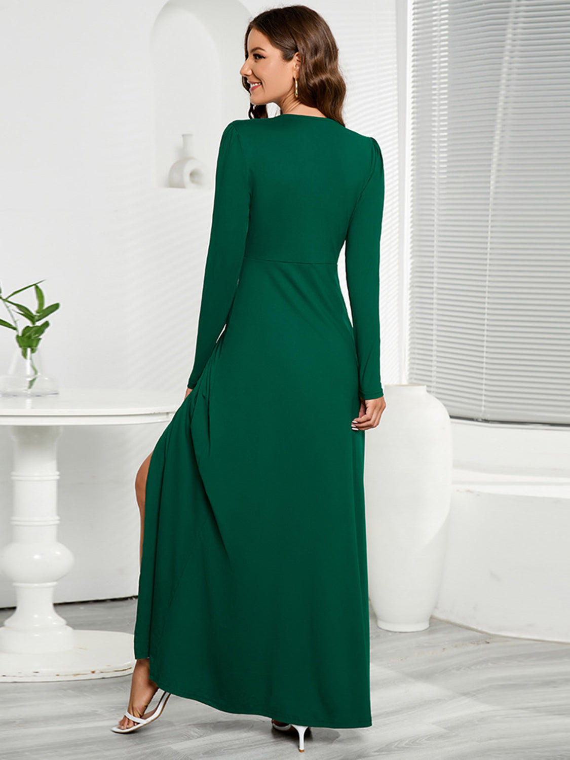 V-Neck Long Sleeve Split Dress Green