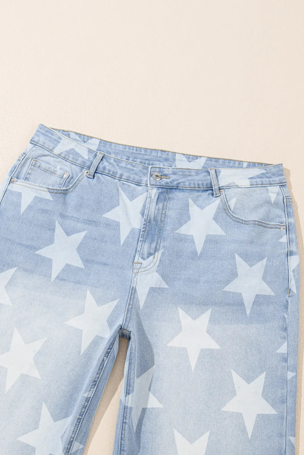 Plus Size Star Straight Leg Jeans with Pockets Light